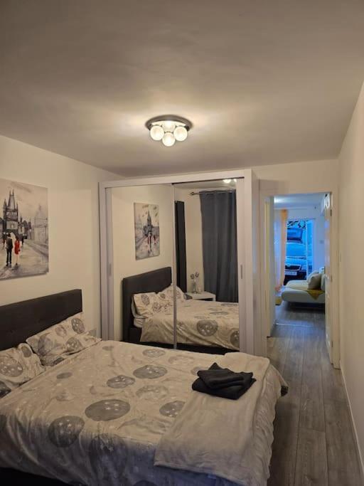 Cozy Flat 1 Bedroom Hucclecote Екстер'єр фото